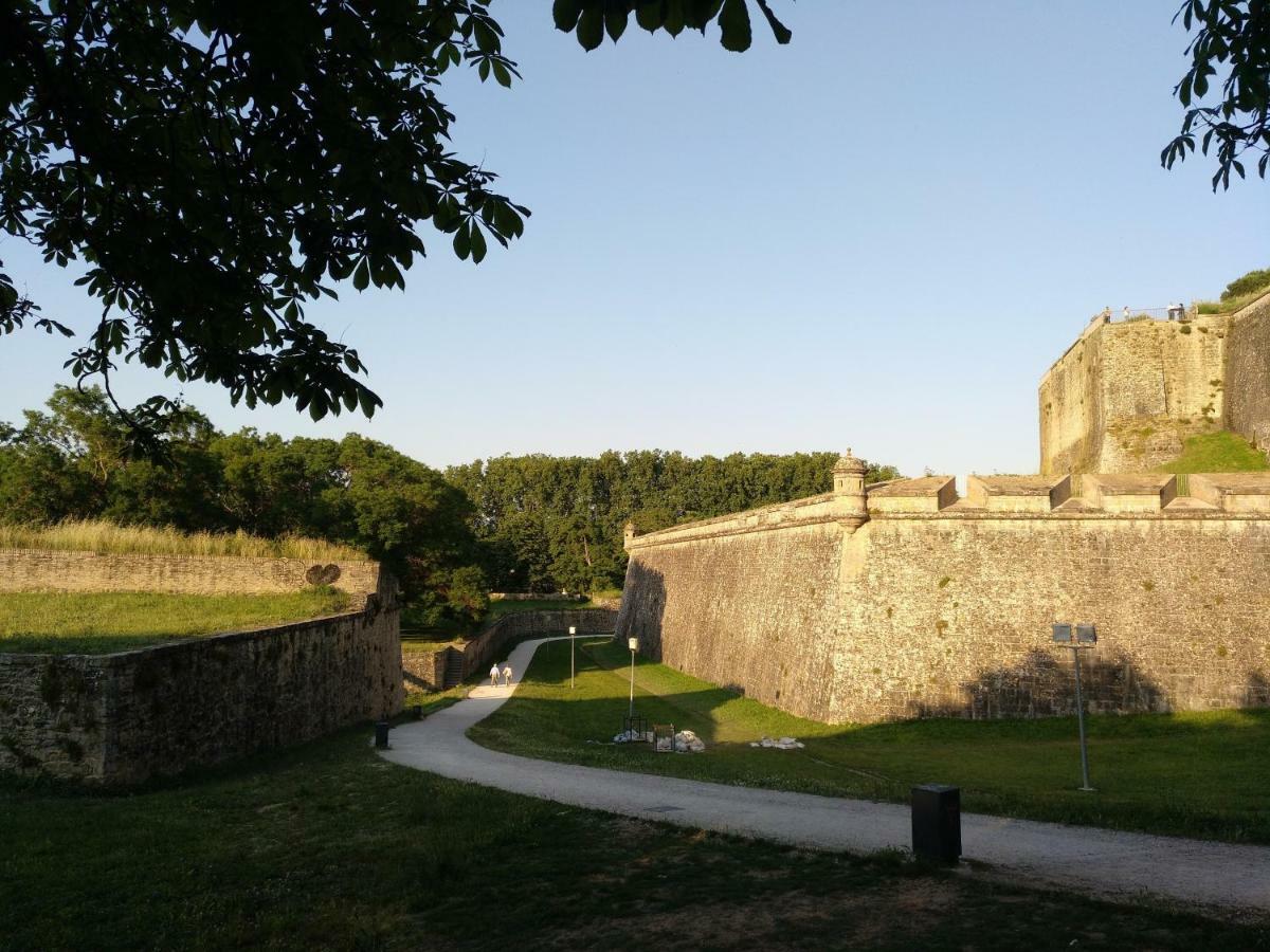 Apartament El Mirador De La Cuesta De Santo Domingo Pampeluna Zewnętrze zdjęcie